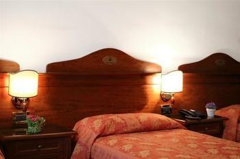 Hotel Pavone Milán